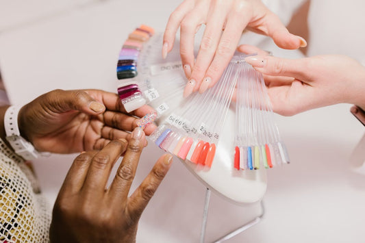 Beauté des mains et/ou pieds avec vernis semi-permanent